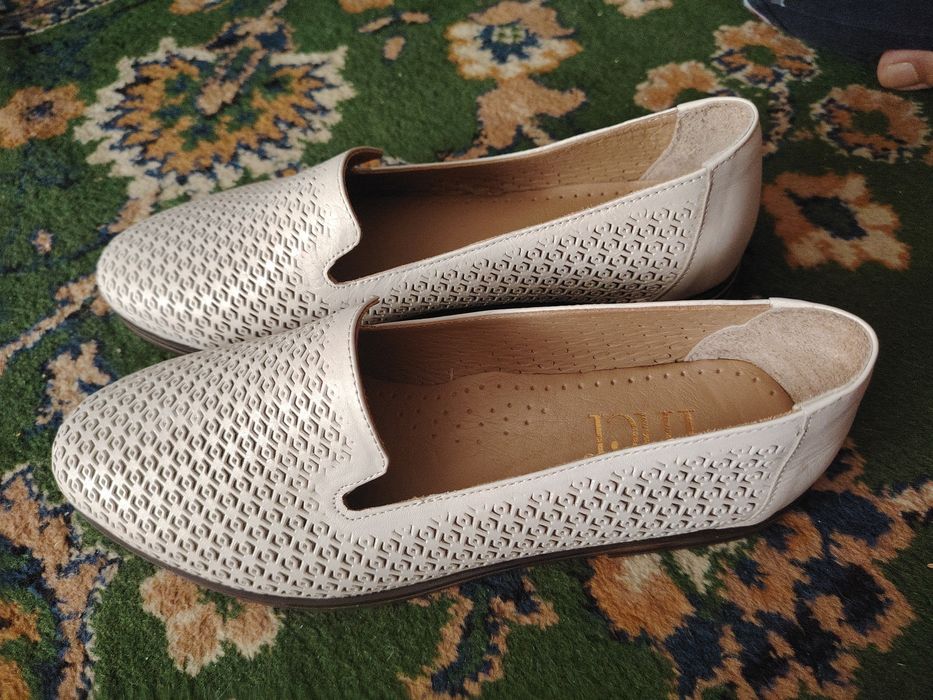 Кожаная обувь 40 размер