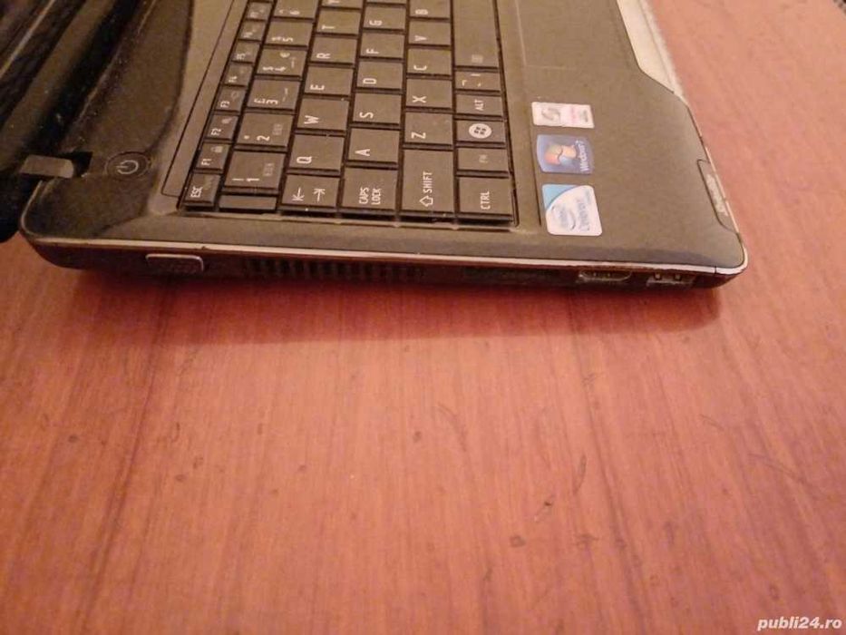 Vand laptop toshiba