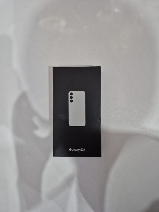 Samsung S24 new  128 без ремонт
