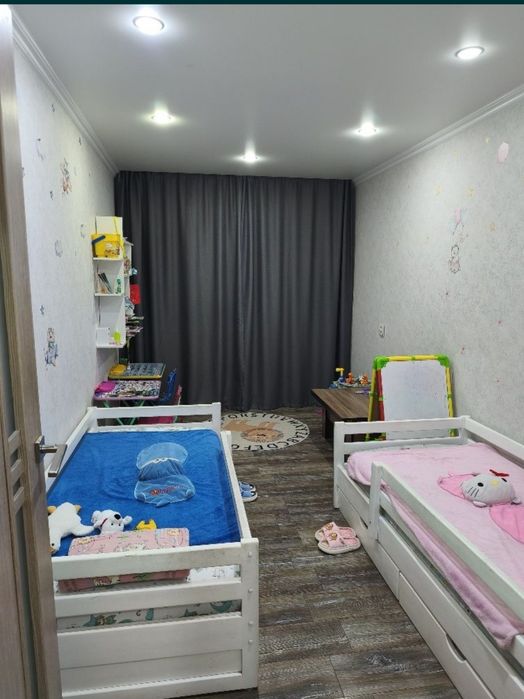 Продам 3 ком новой планировки 20 мик.