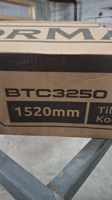 Машина за плочки Bormann