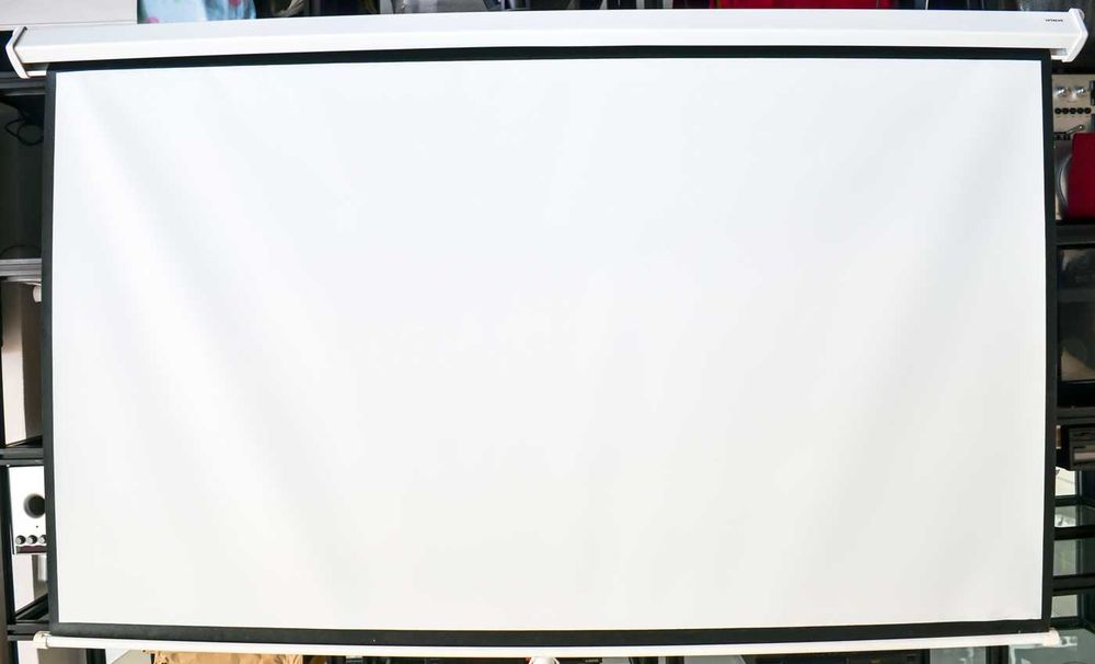 Vand ecran HITACHI videoproiectie