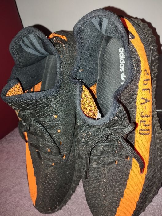 Adidas Yeezy Boost 350 V2