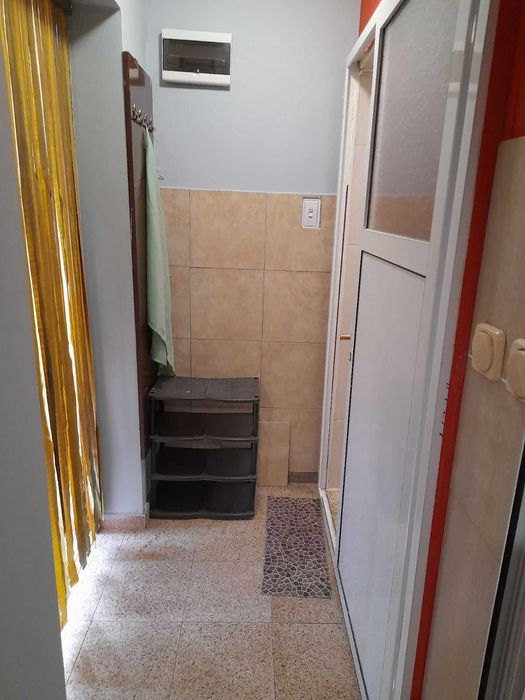 Дава се под наем Къща в Добрич, Център - 40 кв.м за 178.5 € - Снимка #3