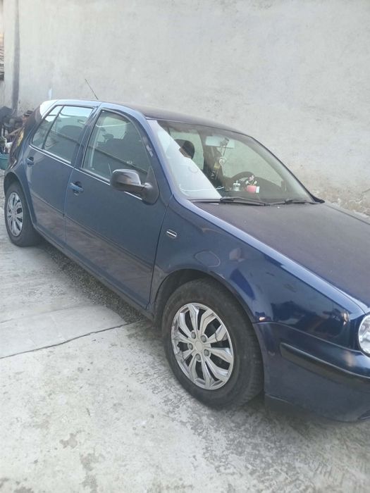 Volkswagen Golf 2002 benzină, 1.940 € — imagine 5
