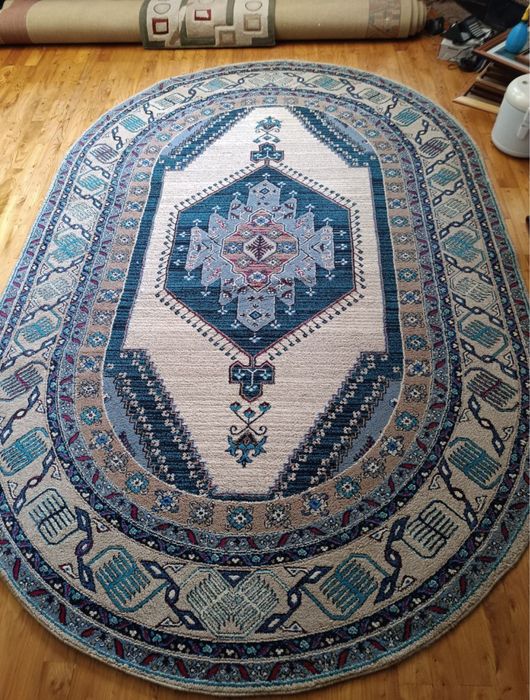 Продам ковер. Идеальное состояние