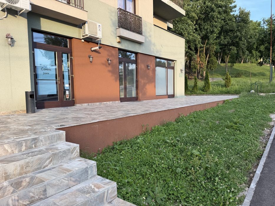 Spațiu comercial de închiriat