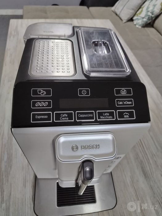 Bosch VeroCup 300 — avtomatik kofe mashinasi.
Bosch VeroCup 300 sot
