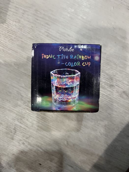 Светящийся стакан