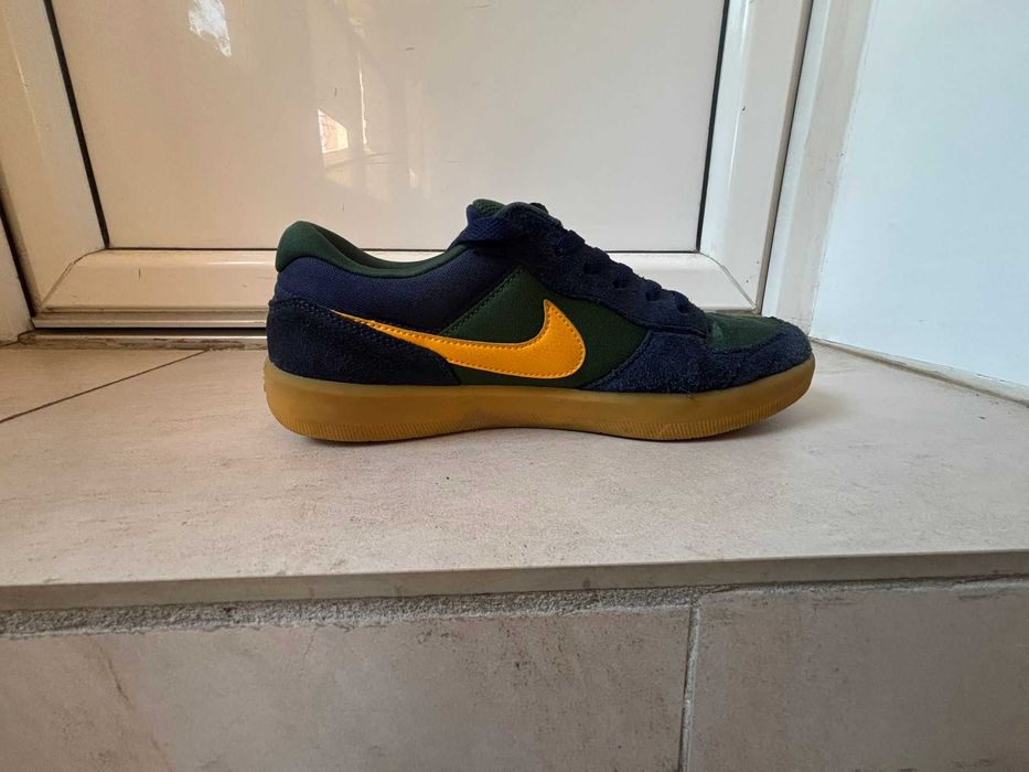 Pereche de papuci Nike SB FORCE 58 marimea 43