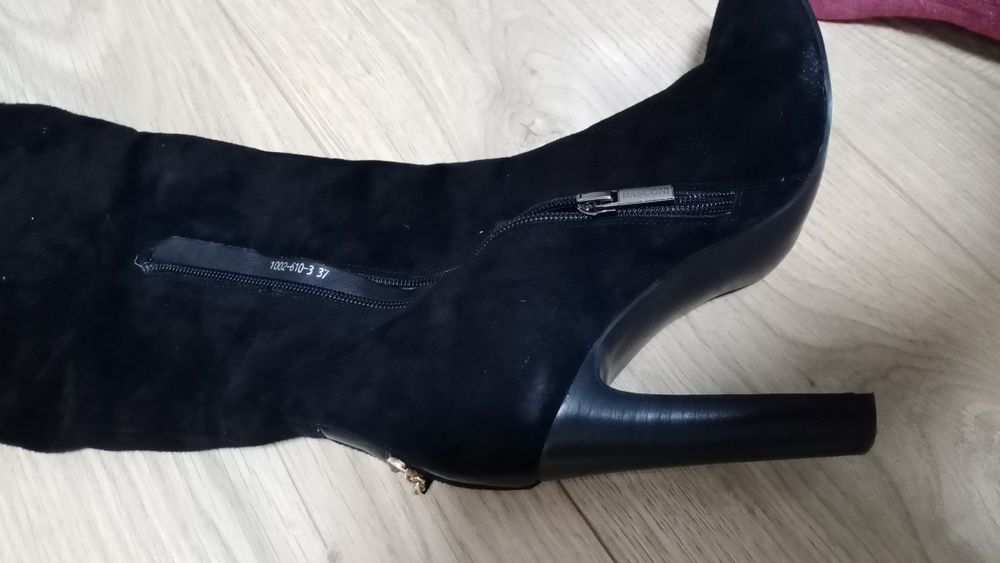 Продам сапоги дкмисезон раз 36-37