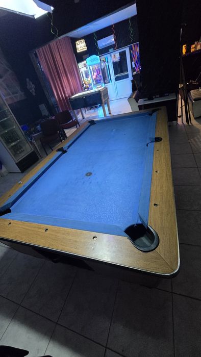 Билярдна маса 7 фута