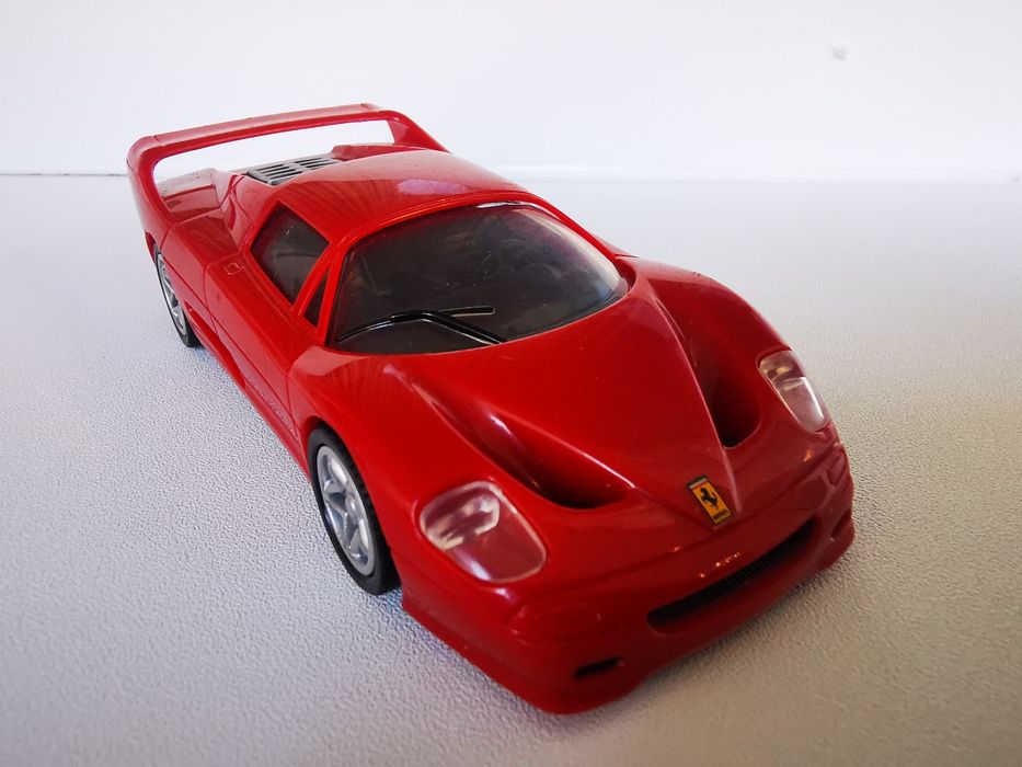 Masinuta Ferrarii Rosie /  Ferrarii Red edition