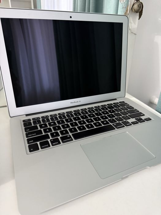 Macbook Air 13 (2017)