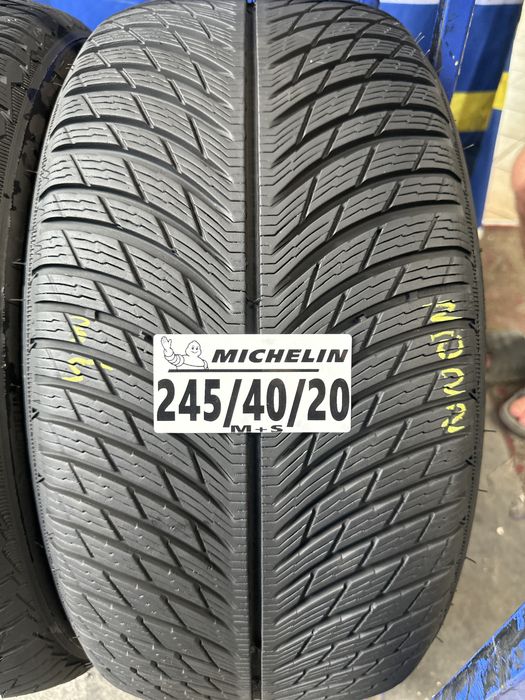 245/40/20 Michelin M+S