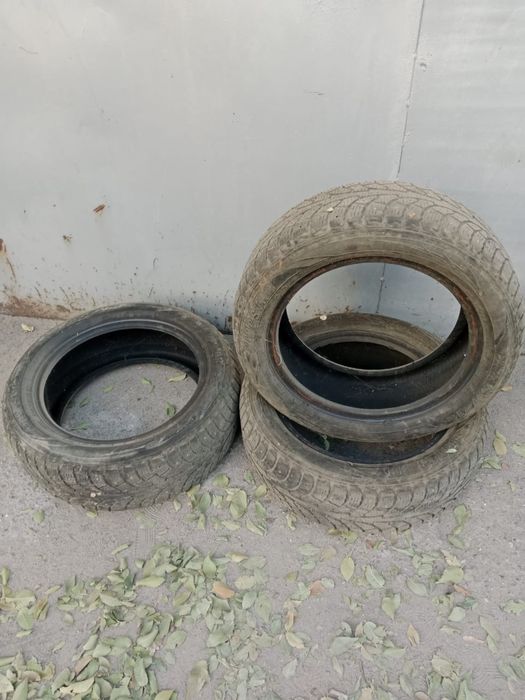Продам зимние шины