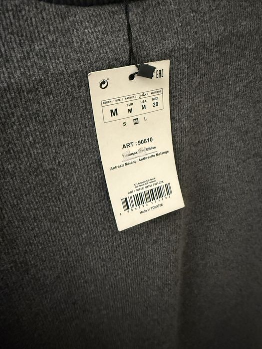 Продам платье трикотажное