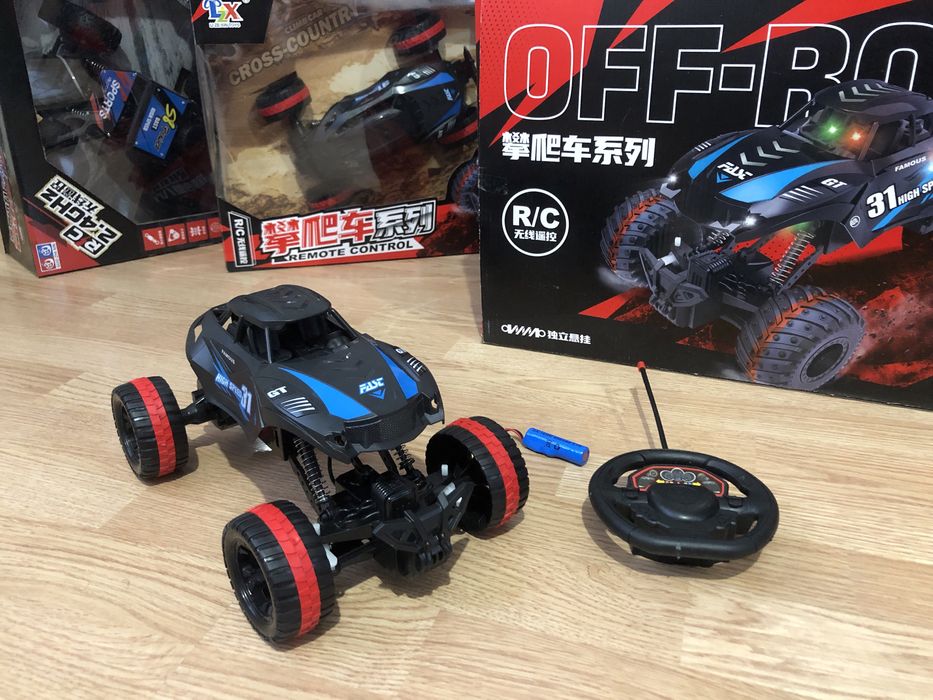 Машинка на радиоуправлении (Распродажа)