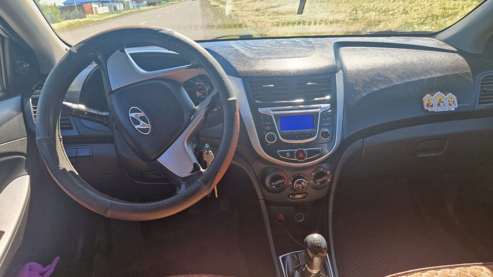 Продам Hyundai 2015г