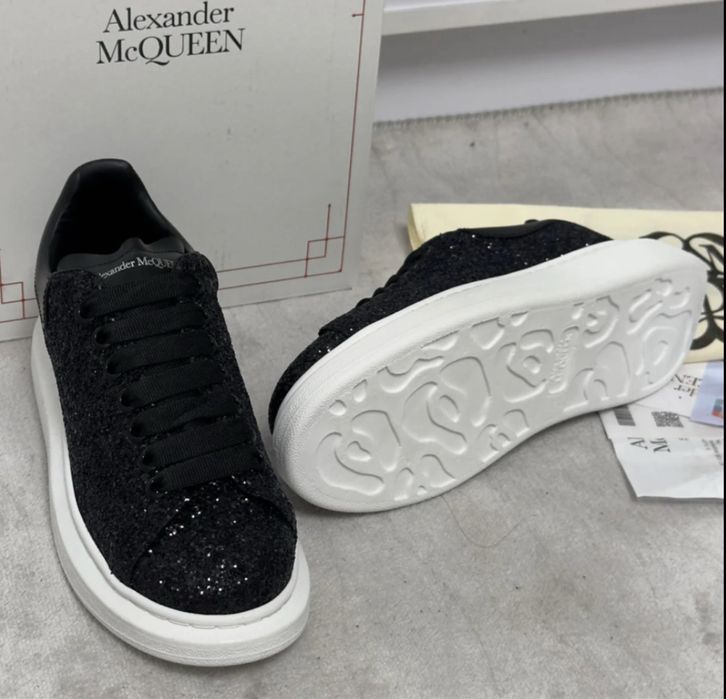 Adidasi Alexander Mcqueen sclipici