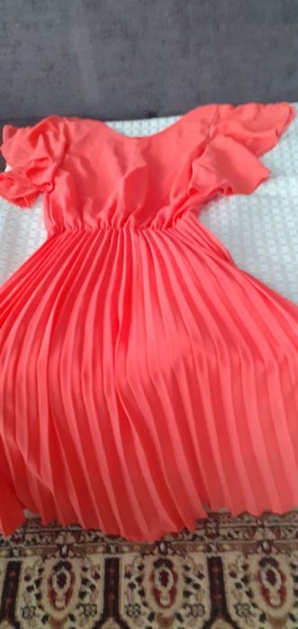 Платье оранжевый