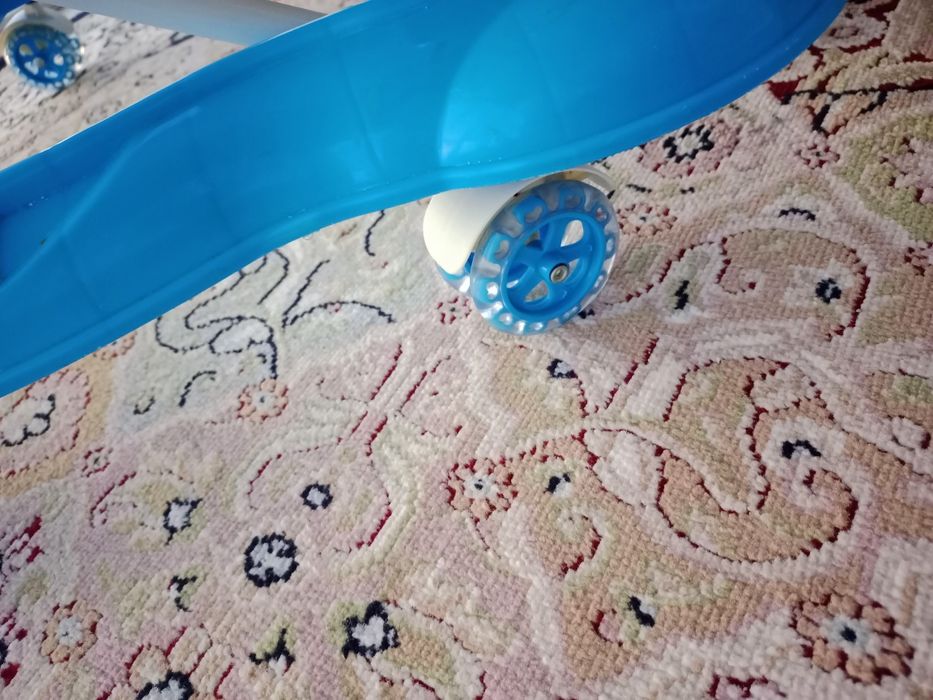 Продам ходунки бу