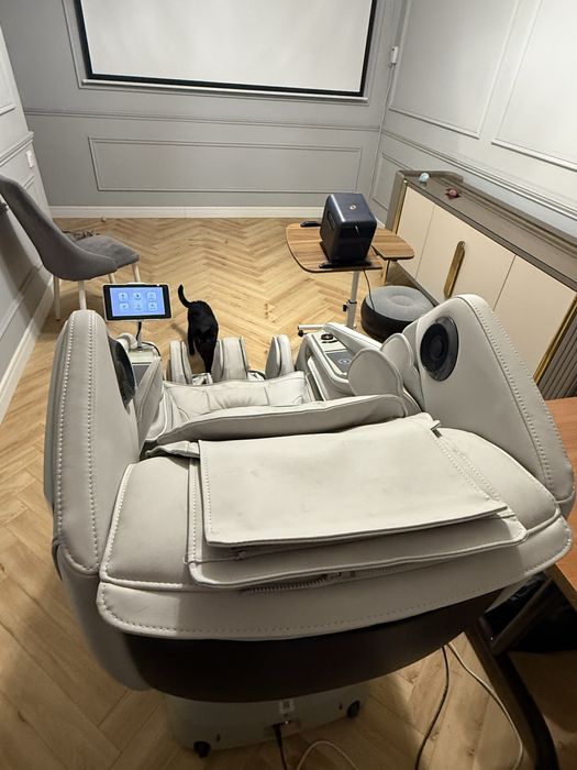 Массажное кресло CASA&MORE