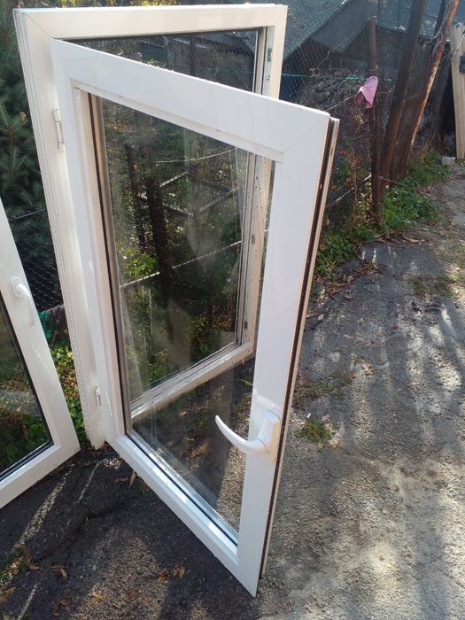 Пластиковые окна б/у