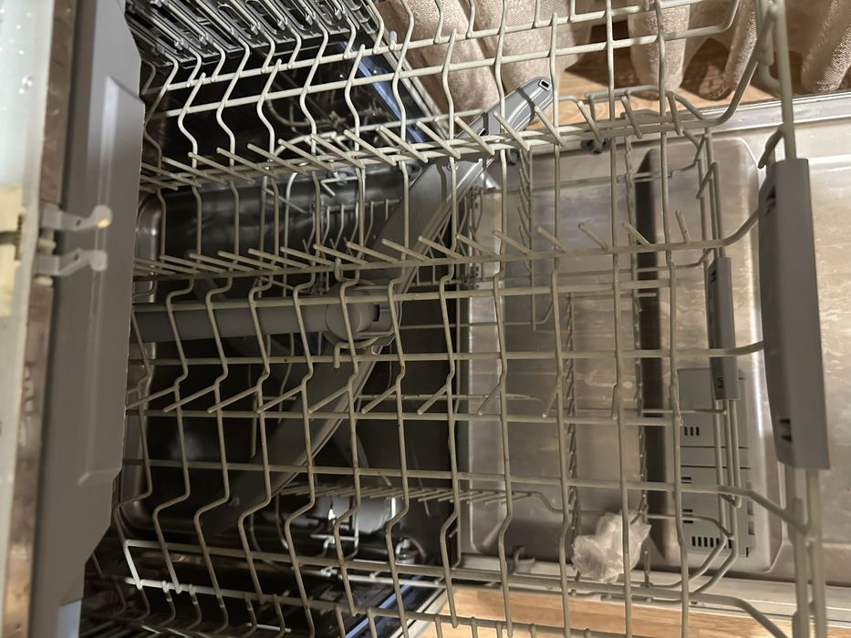 Посудомойка HAIER