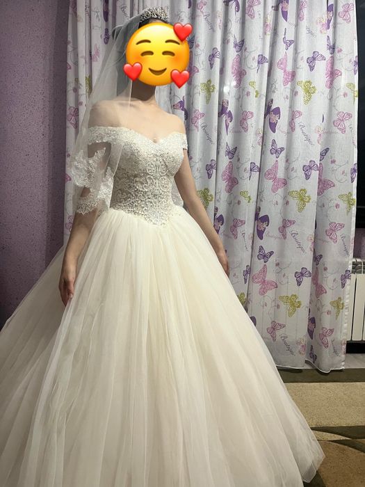 Свадебное платье