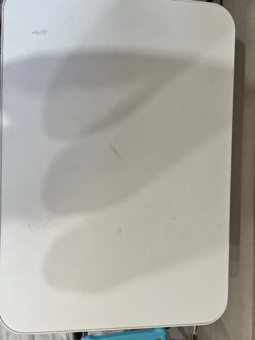 Продам детский стол с двумя стульями