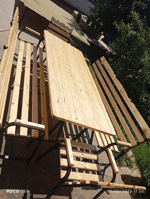 Dashniy stol stular sotiladi