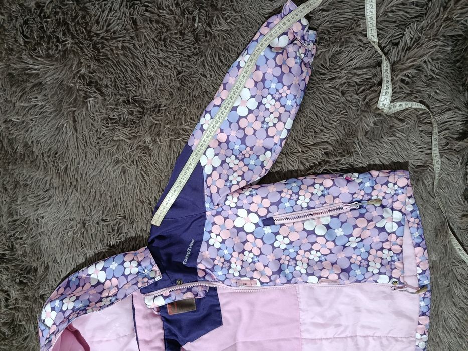 Куртка на девочку