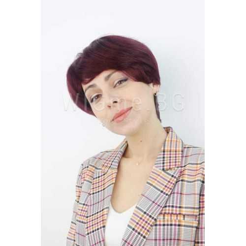 Къса тъмночервена перука от естествен косъм с бретон Мари