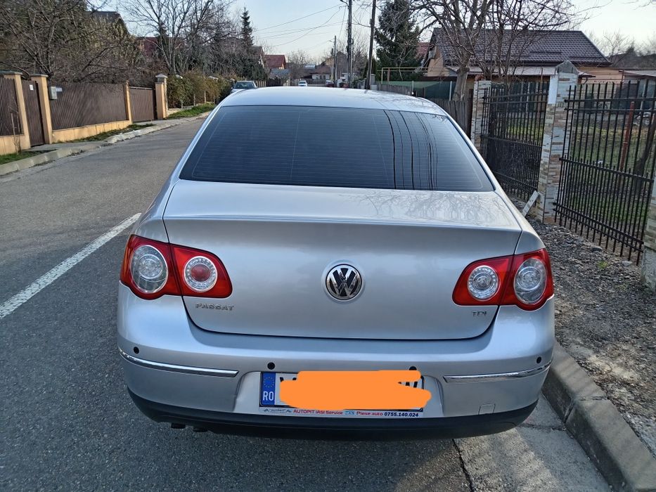 Vând Passat b6 1,9 tdi