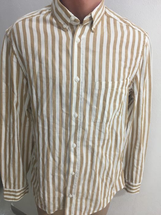 Camasi diferite mărimi și culori