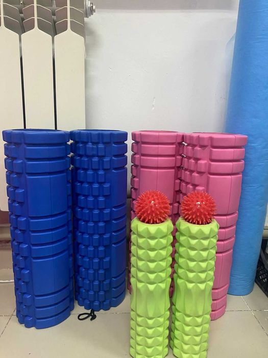 ролик, мяч. коврик для йоги