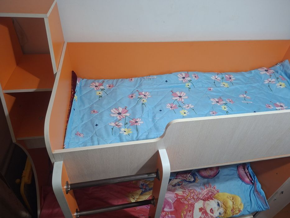 Детский двухярусный  кровать