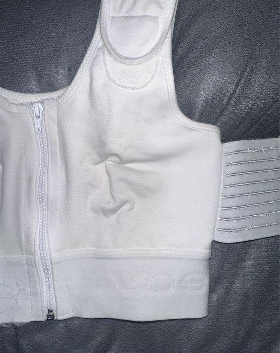 Компрессионный корсет после маммопластики