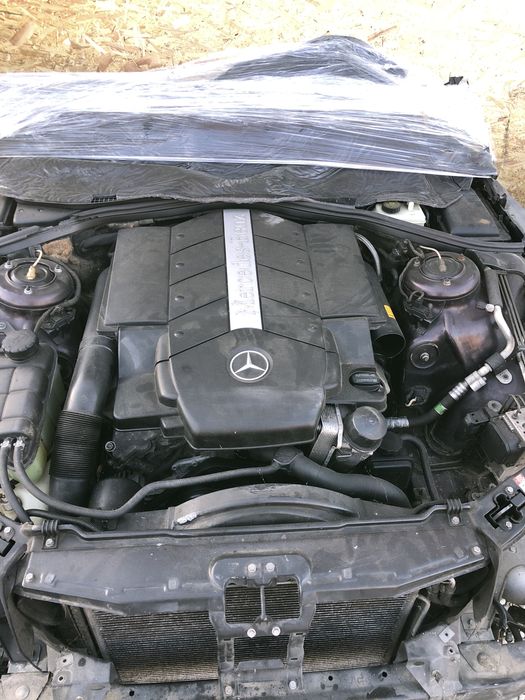 Запчасти на w220 мерседес.