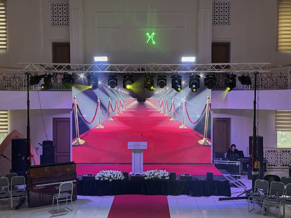 Лед экран сахна ижарага берилади тадбирлар ва той хашамлар учун