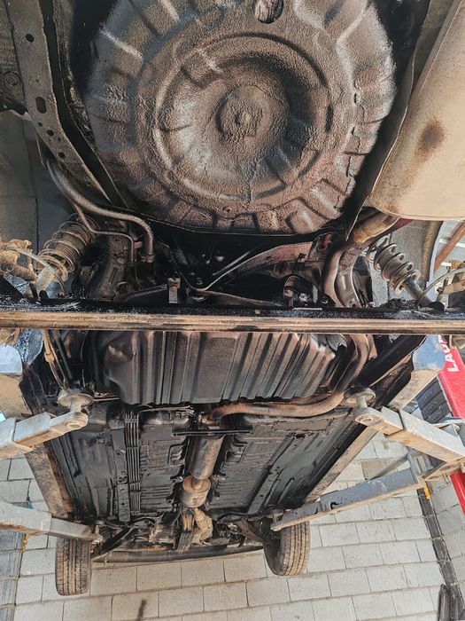 Продам машину Ниссан максима