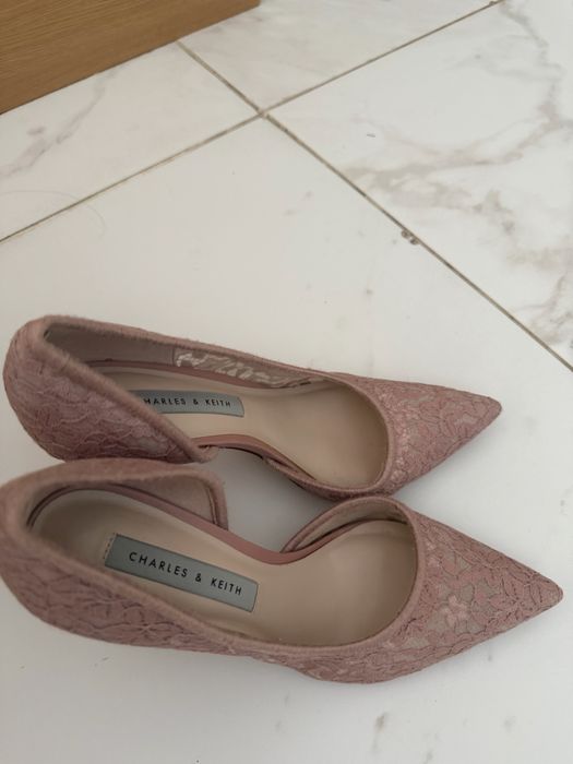 Туфли Charles & Keith