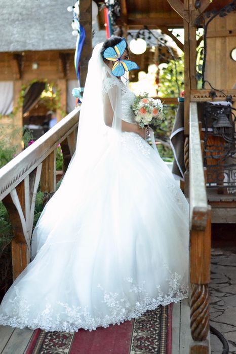 Свадебное платье