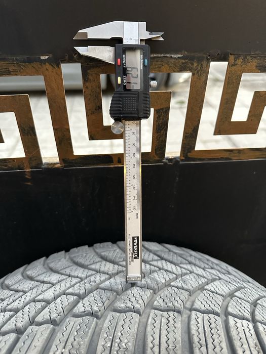 4 бр. Зимни Гуми 235/35/20 Bridgestone Blizzak DOT 22 година