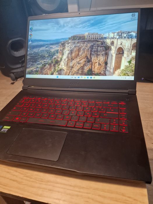 Laptop MSI GF63 Thin11Uk