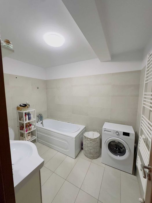 Dau in chirie ap 3 camere cu gradina zona VIVO