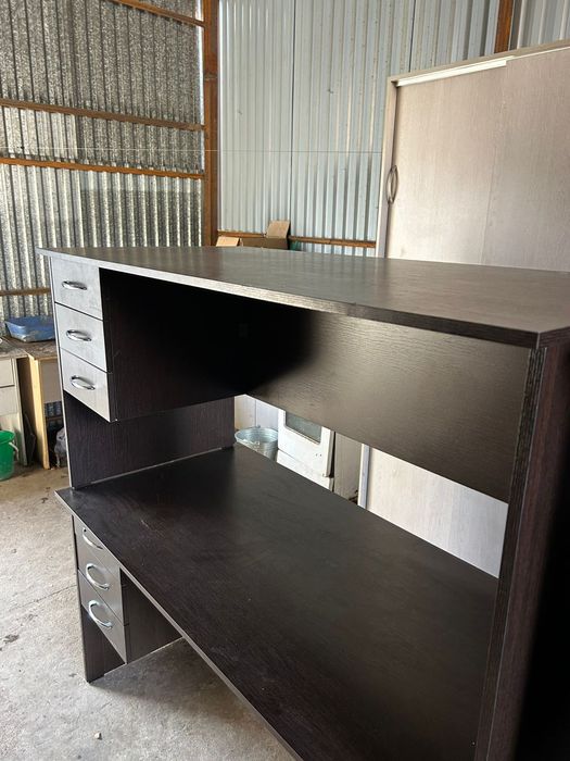 Распродажа офисной мебели