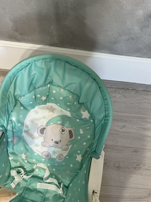 Balansoar leagan bebe cu sunete albe si vibratii