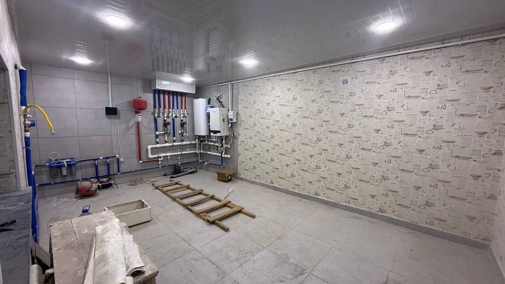 Срочно продаётся Хасанбой новый евродом 2-сотки 6-комнат 3-санузла